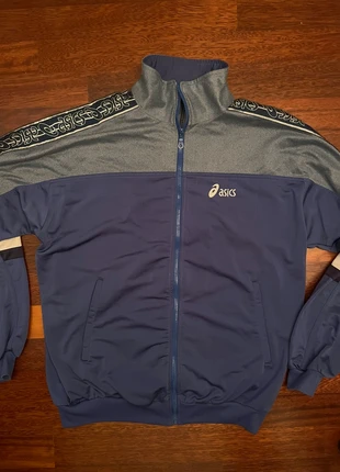 Tuta Asics Vintage Uomo • Taglia L • Viola/Grigio • Logo Tape, marca: Asics, estado: Muito bom, tamanho: L, €16.90, €18.45 inclui Proteção do Comprador