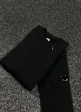 Pull Diagonal Raised Fleece Crew Neck Lens Sweatshirt C.P Company, brand: C.P. Company, condition: Very good, size: M, €130.00, €137.20 includes Buyer Protection Pro