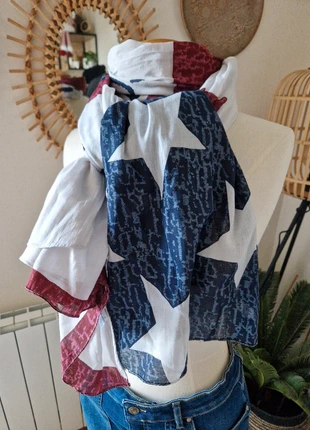 Grand foulard écharpe étole en 100% coton a motifs drapeau USA San Fransisco paréo, merk: Esprit, staat: Heel goed, € 6,00, € 7,00 inclusief Kopersbescherming Pro