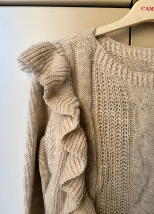 Maglioncino Bianco Ghiaccio con Volant e Dettagli a Uncinetto –Made in Italy, staat: Heel goed, maat: S / 36 / 8, € 5,00, € 5,95 inclusief Kopersbescherming