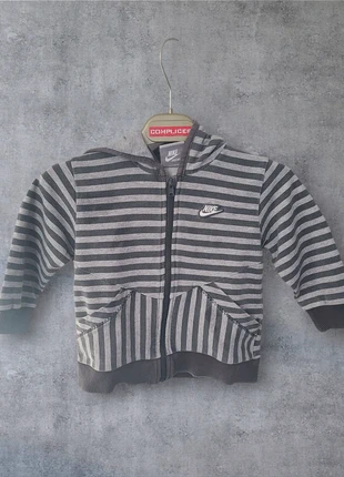 Nike hoodie enfant rayures gris logo brodé 12-18 mois zippé, brand: Nike, condition: Very good, size: 12-18 months / 80 cm, €8.99, €10.14 includes Buyer Protection Pro