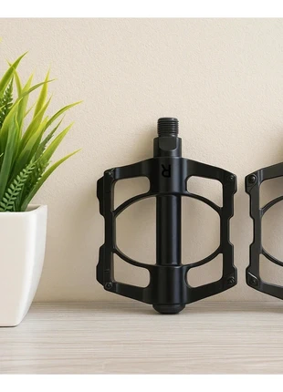 Pédales VTT Antidérapantes en Aluminium – Ultra Légères, Roulements DU – Noires, marque: De, état: Neuf sans étiquette, 12,50 €, 13,83 € Protection acheteurs incluse