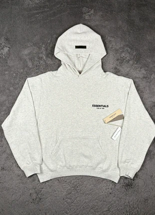 Pull à capuche Essentials Taille M Blanc Gris, marque: Essentials, état: Très bon état, taille: M, 65,00 €, 68,95 € Protection acheteurs incluse