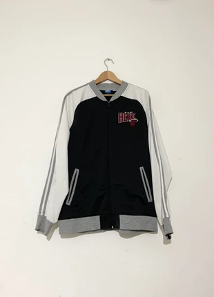 Adidas Miami Heat trackjacket 2014 size L, marque: adidas, état: Très bon état, taille: L, 15,00 €, 16,45 € Protection acheteurs incluse