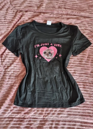 I'm just a girl meme shirt funny shirt y2k aesthetic 2000s graphic tee vintage style, merk: y2k, staat: Heel goed, maat: M / 38 / 10, € 10,00, € 11,20 inclusief Kopersbescherming