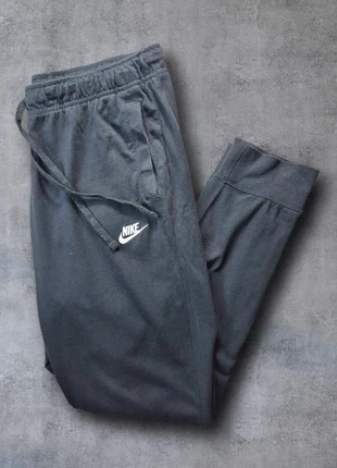 Pantalon – Nike – Taille L – Noir – logo brodé – Très bon état, marque: Nike, état: Très bon état, taille: L, 16,00 €, 17,50 € Protection acheteurs incluse