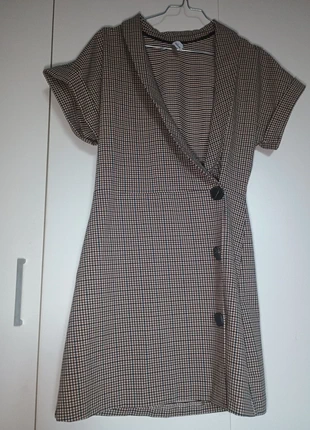 Abito a portafoglio Mango EU 38, marque: Mango, état: Très bon état, taille: M / 38 / 10, 8,50 €, 9,63 € Protection acheteurs incluse