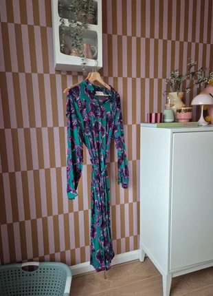 Nieuwe jurk van Pom Amsterdam, merk: POM Amsterdam, staat: Nieuw zonder prijskaartje, maat: M / 38 / 10, € 40,00, € 42,70 inclusief Kopersbescherming