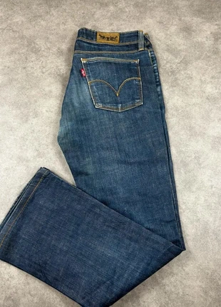 Jean Levi’s 572 Bootcut femme – taille 38 FR – coupe évasée – denim bleu moyen, marke: Levi's, zustand: Sehr gut, größe: M / 38 / 10, 14,99 €, 16,44 € inklusive Vinted-Käuferschutz