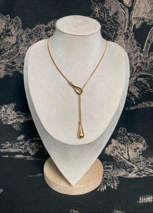 Collier doré - Goutte, état: Neuf sans étiquette, 8,00 €, 9,10 € Protection acheteurs (Pro) incluse