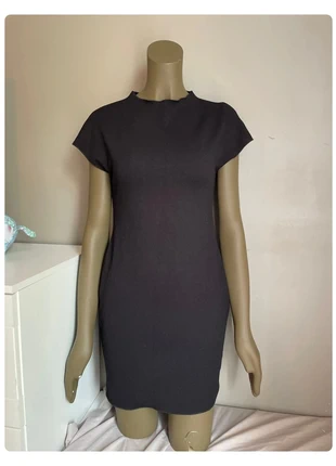 Robe noire Zara, brand: Zara, condizioni: Ottime, taglia: M / IT 42 / EU 38, €10.00, €11.20 include la Protezione acquisti
