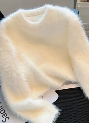 Pull fourrure blanc / Taille S, brand: Boutique indépendante, condition: Very good, size: S / 36 / 8, €39.99, €42.69 includes Buyer Protection