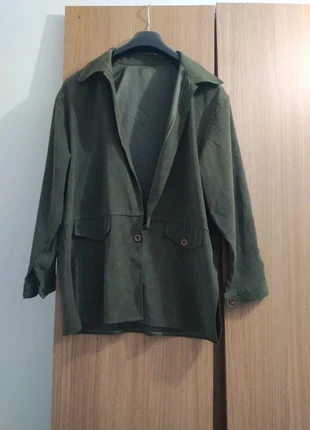 Jolie veste verte taille unique, brand: Vintage Boutique, condizioni: Ottime, taglia: Taglia unica, €5.00, €5.95 include la Protezione acquisti