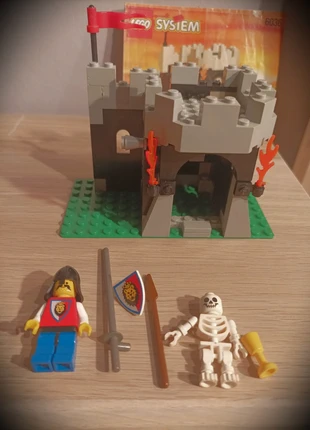 Lego royal kngiths 6026 skeleton surprise vintage, marque: LEGO, état: Très bon état, taille: 3 ans / 98 cm, 20,00 €, 21,70 € Protection acheteurs incluse