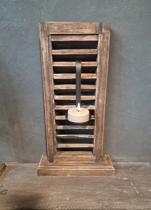 Robuust houten louvreluik maat L, merk: vanEtje Stoer wonen Collectie, staat: Nieuw zonder prijskaartje, € 22,95, € 24,80 inclusief Kopersbescherming