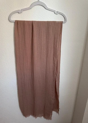 Pañuelo fino rosa, brand: La Boutique, condizioni: Ottime, €5.00, €5.95 include la Protezione acquisti