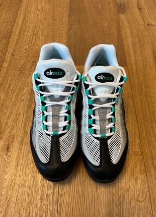 Nike air max 95, marque: Nike, état: Neuf sans étiquette, taille: 44, 120,00 €, 126,70 € Protection acheteurs incluse