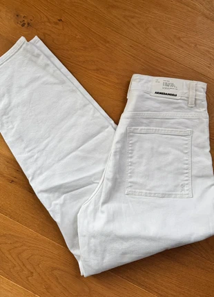Armedangels weiße Loose Fit Jeans High Waist, brand: Armedangels, condizioni: Nuovo senza cartellino, taglia: M / IT 42 / EU 38, €52.00, €55.30 include la Protezione acquisti