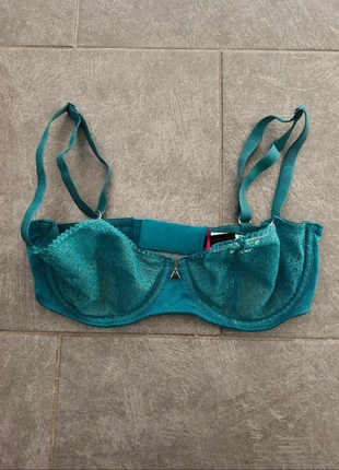 Soutien gorge turquoise vintage Passionata 85C, brand: Passionata, condition: Very good, size: 70C, €5.00, €5.95 includes Buyer Protection