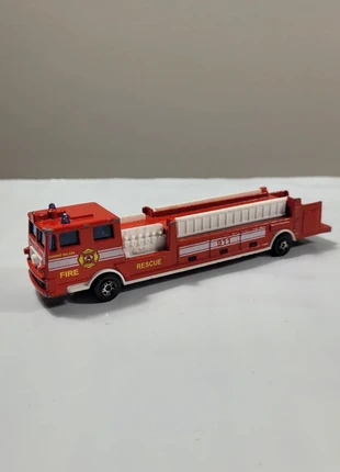 majorette camion pompier rescue fire grande échelle américain vintage no 319 echelle 1/86, marque: Majorette, état: Très bon état, taille: Prématuré, jusqu'à 44cm, 2,50 €, 3,33 € Protection acheteurs incluse