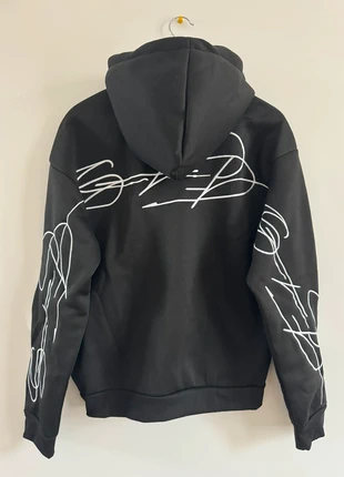 Sweat à capuche avec motifs, brand: Aesthetic, condizioni: Nuovo senza cartellino, taglia: S, €34.50, €36.93 include la Protezione acquisti