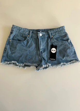 Blue Denim Frayed Hem Shorts – Boohoo – Women’s UK 10, brand: Boohoo, condition: New with tags, size: M / 38 / 10, €4.00, €4.90 includes Buyer Protection