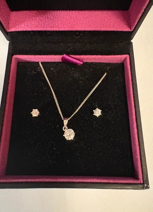 H Samuel n clave and earring set, brand: H.Samuel, condition: Very good, £15.00, £16.45 includes Buyer Protection