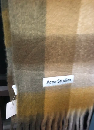 Acne studios šalikas, marca: Acne Studios, estado: Nuevo sin etiquetas, 45,00 €, 47,95 € Protección al comprador incluida