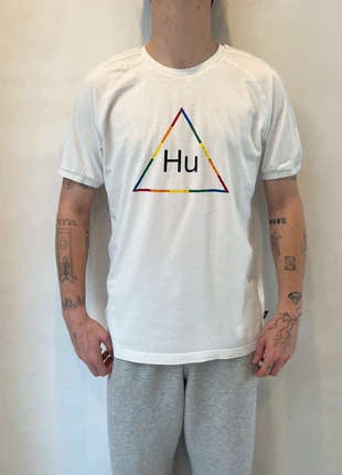 Pharrell williams x Adidas tshirt, merk: adidas, staat: Heel goed, maat: M, € 28,00, € 30,10 inclusief Kopersbescherming