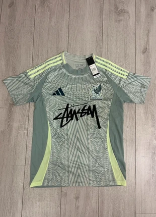 Mexico x Stüssy shirt – Limited EditioN, merk: adidas X Stüssy, staat: Nieuw met prijskaartje, maat: S, € 27,75, € 29,84 inclusief Kopersbescherming