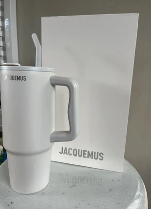 Jacquemus beker, merk: Jacquemus, staat: Nieuw met prijskaartje, € 85,00, € 89,95 inclusief Kopersbescherming