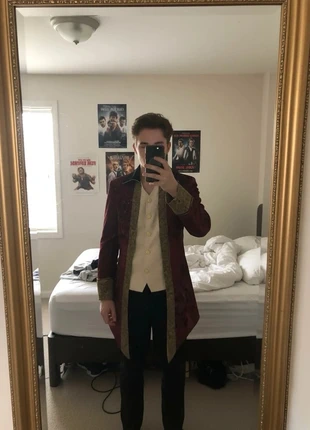 Veste Baroque Bordeaux Dorée – Élégante / Vintage / Renaissance / Chic / Festive, merk: Maison Dareléa, staat: Heel goed, maat: M / 38 / 10, € 99,90, € 105,60 inclusief Kopersbescherming Pro