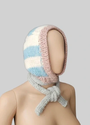 Bonnet-capuche rayé 🤍 laine pure 🩵 oversize, brand: Handmade, condizioni: Nuovo senza cartellino, taglia: Taglia unica, €26.00, €28.00 include la Protezione acquisti