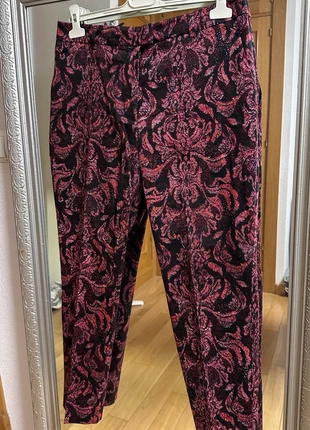 Pantalón vestir H&M, brand: H&M, condizioni: Ottime, taglia: L / IT 44 / EU 40, €8.00, €9.10 include la Protezione acquisti