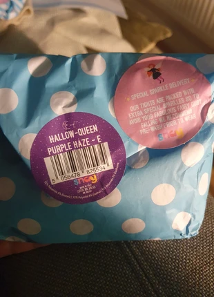 Paarse Hallow-queen panty's, merk: Snag Tights, staat: Nieuw met prijskaartje, maat: XXL / 44 / 16, € 9,00, € 10,15 inclusief Kopersbescherming