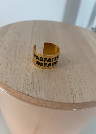 Bague dorée parfaitement imparfaite acier inoxydable, brand: Boutique indépendante, condizioni: Ottime, taglia: Regolabile, €10.00, €11.20 include la Protezione acquisti