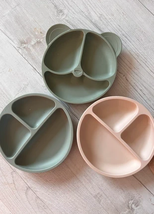 Lot assiettes silicone antidérapantes, brand: BÉABA, condizioni: Ottime, taglia: Taglia unica, €5.00, €5.95 include la Protezione acquisti