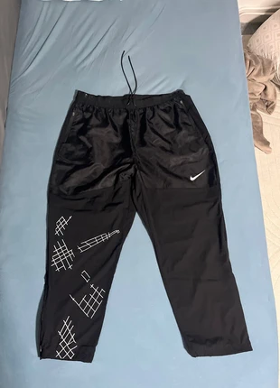 Bas nike Running division 1.1, marke: Nike, zustand: Neu, größe: L, 65,00 €, 68,95 € inklusive Vinted-Käuferschutz