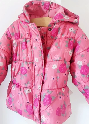 🌈🌟 Casaco Acolchoado Encantador e Florido como um Jardim 🌺 | Dias frios com charme 🌺 | Ótimo estado, marca: United Colors of Benetton, estado: Muito bom, tamanho: 9-12 meses / 74 cm, €8.00, €9.10 inclui Proteção do Comprador