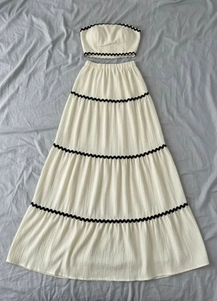 Ensemble Jupe Longue et Bandeau Blanc à Finitions Noires Style Bohème Automne Vintage 70s, merk: Vintage Dressing, staat: Heel goed, maat: M / 38 / 10, € 47,99, € 51,09 inclusief Kopersbescherming