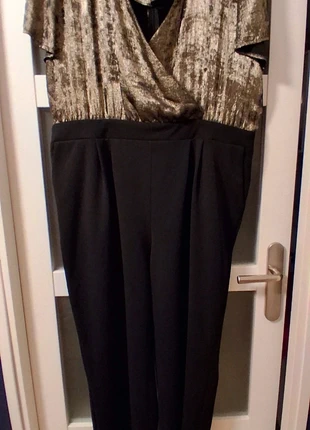 Superbe combinaison dorée irisée et noire, marque: Gémo, état: Très bon état, taille: XXXL / 46 / 18, 10,00 €, 11,20 € Protection acheteurs incluse