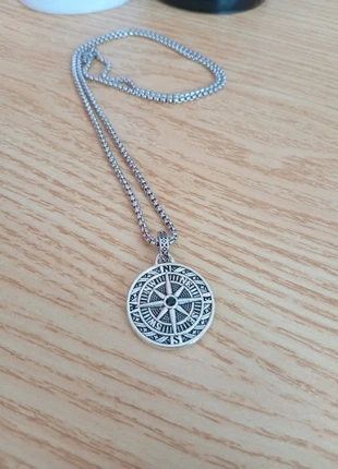 Cadeaux homme Collier vintage acier inoxydable médaille viking boussole unisexe punk, staat: Heel goed, € 17,80, € 19,39 inclusief Kopersbescherming Pro