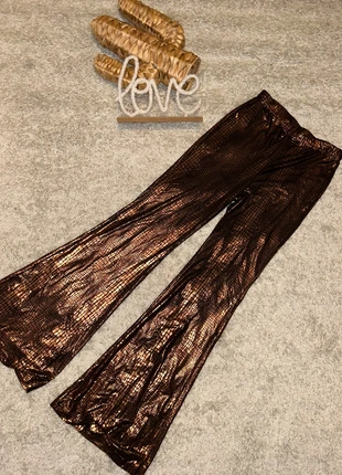 Pantalon rose et noir gold, marque: sans marque, état: Très bon état, taille: M / 38 / 10, 4,00 €, 4,90 € Protection acheteurs incluse