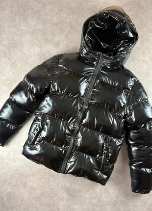 Doudoune noire puffer oversize Y2K style Zara brillante, matelassée - Taille M, marque: Aesthetic, état: Très bon état, taille: M, 70,00 €, 74,20 € Protection acheteurs (Pro) incluse