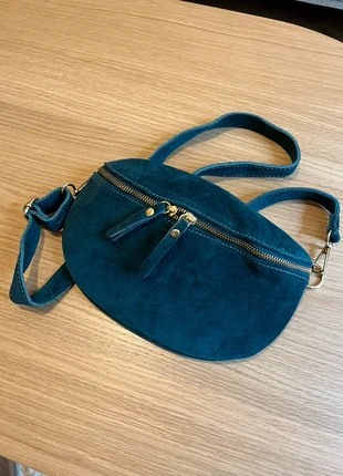 Sac banane neuve en cuir, brand: The Genuine Leather, condizioni: Nuovo senza cartellino, €14.00, €15.40 include la Protezione acquisti