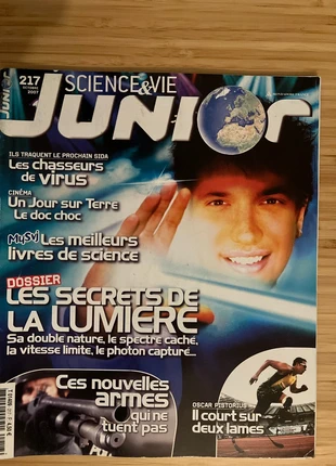 Science et vie Junior - Magazine, condition: Very good, €1.00, €1.75 includes Buyer Protection