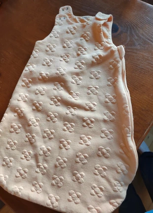 Gigoteuse tog abricot, marque: Vertbaudet, état: Très bon état, taille: 3-6 mois / 62 cm, 3,00 €, 3,85 € Protection acheteurs incluse