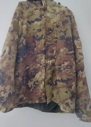 Giacca parka mimetico camouflage militare, condizioni: Ottime, taglia: M, €40.00, €42.70 include la Protezione acquisti
