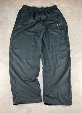 Trackpant | Jogging large Nike noir | Taille L | #TRK549, marke: Nike, zustand: Sehr gut, größe: L, 29,90 €, 32,10 € beinhaltet Vinted-Käuferschutz Pro