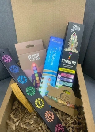 Confezione Idea Regalo Sette Chakra, brand: EsotericoShop, condizioni: Nuovo con cartellino, €16.00, €17.50 include la Protezione acquisti Pro